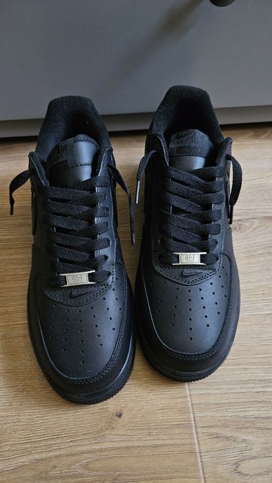Nike Air Force 1 x Supreme Black