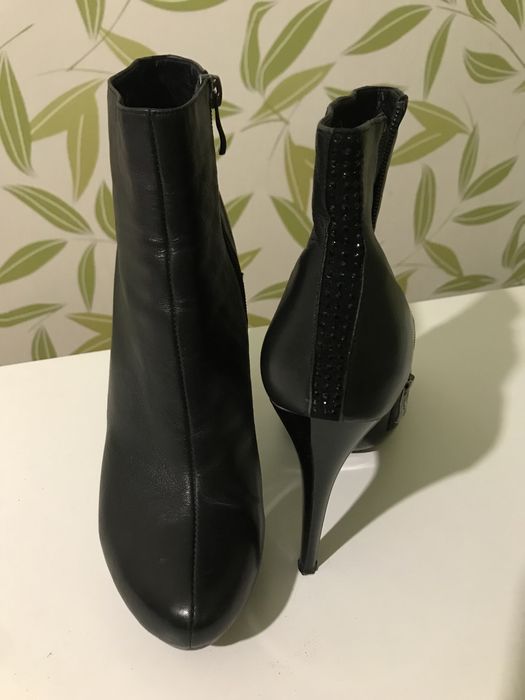 Ботильони жіночі BERLONI, шкіра натуральна.  размер 38