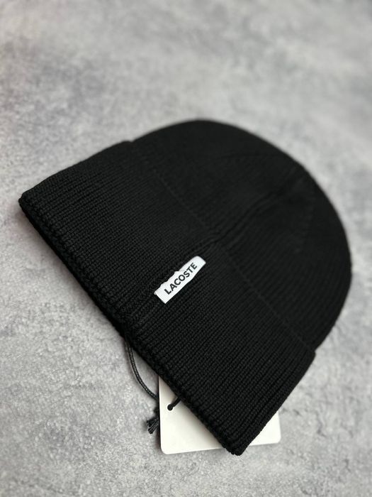 шапка Lacoste чорна