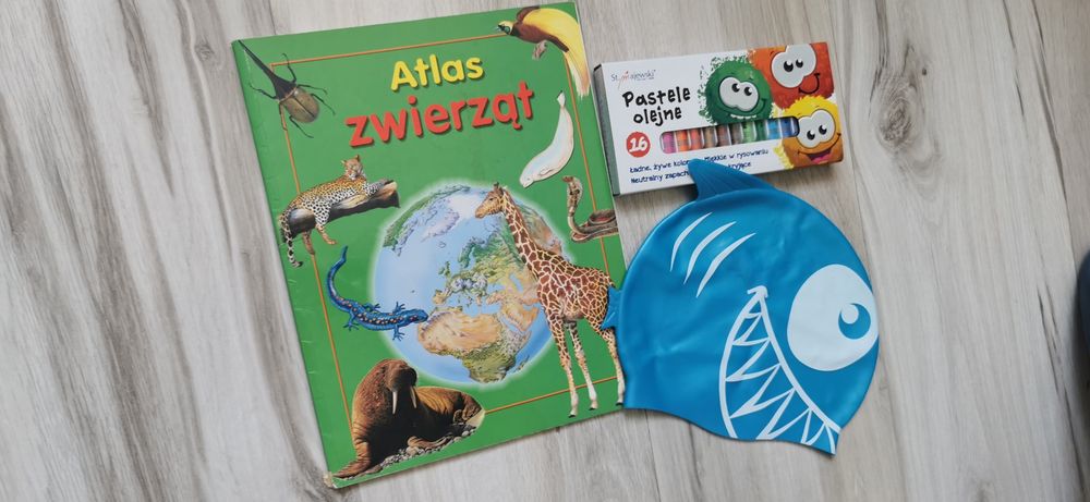Super zestaw kreatywny Altas zwierząt, pastele olejne Majewski,czepek