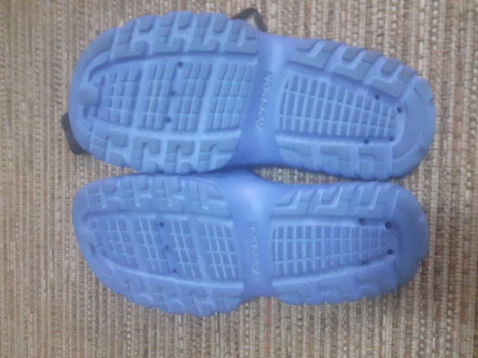 Chinelos Reebok rapaz n: 38 usado 1×