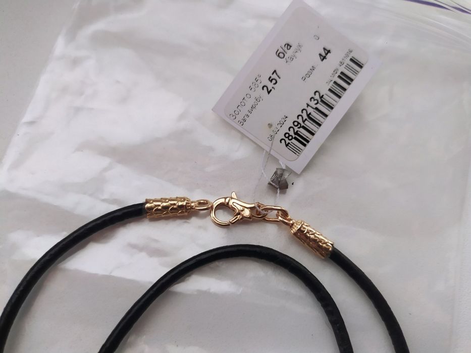 Золотий хрестик жіночий, шкіряний шнурок