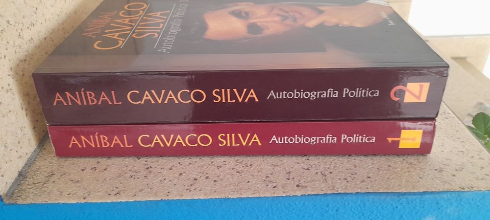 Cavaco Silva 2 volumes(portes incluidos )