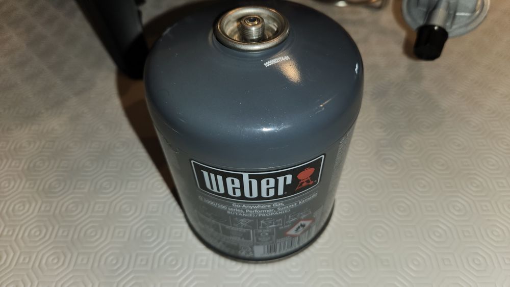 Grelhador Weber Q1200 novo