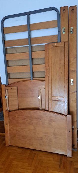 Cama  de solteiro