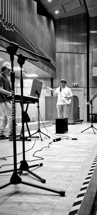 Lekcje/Nauka Gry na Gitarze Opole i nie tylko, 60zł pierwsza lekcja