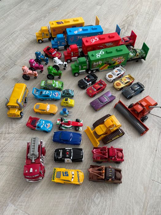 Тачки Макквін нові, McQueen в наявності