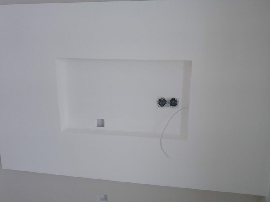 Malowanie Podwójne 12 zł/m2, Gładzie 30 zł m2, Wykończenia Wnętrz