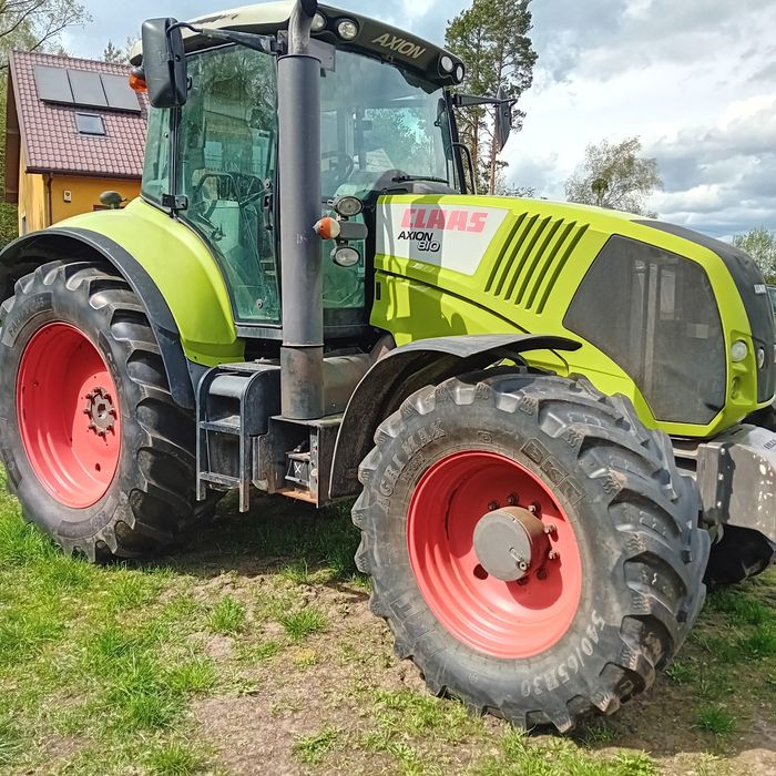 Claas Axion 810 stan b. Dobry 210 km uszkodzony