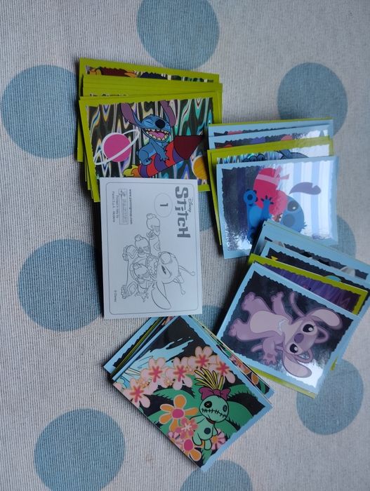 (163)  Cromos da coleção Stitch 2024