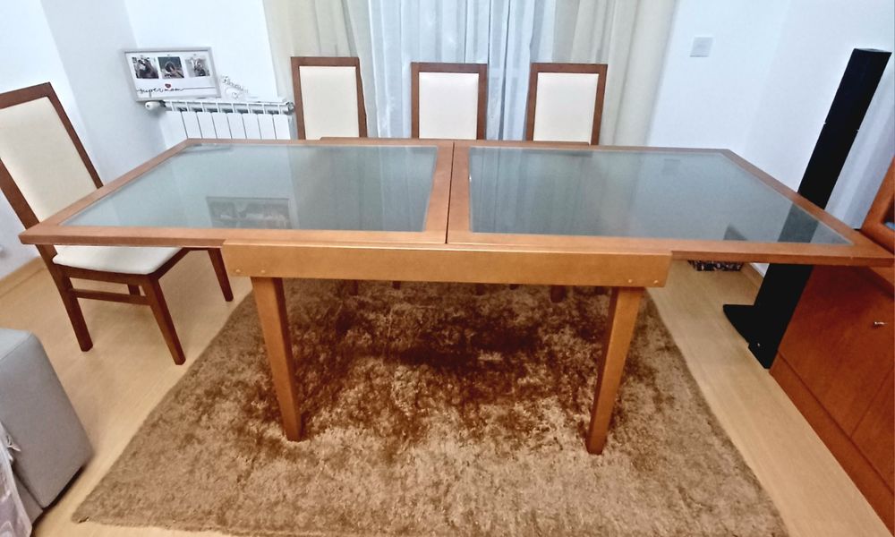 Conjunro mesa e Móvel de Sala em cerejeira