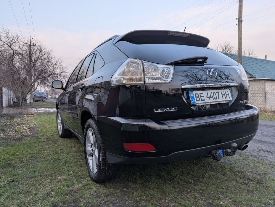 Подам Lexus rx 350