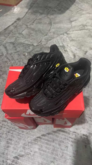 Air Max TN Plus metaliczne srebro R.43
