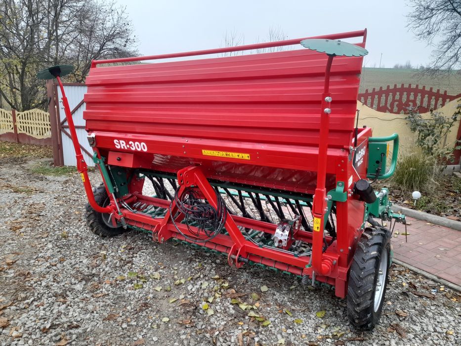 Siewnik Agro Masz 3m