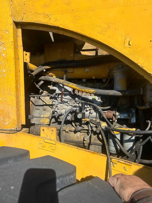 Продається фронтальний навантажувач ZL-50G (ZL-50) 2008 року випуску від підприємства.