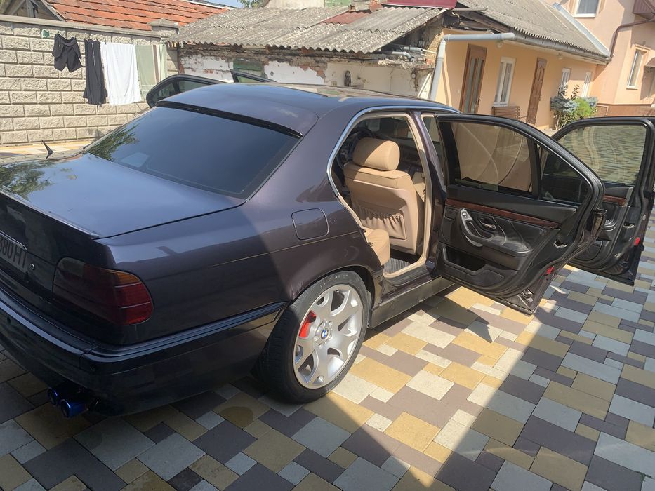 Продаж Bmw 7 е38