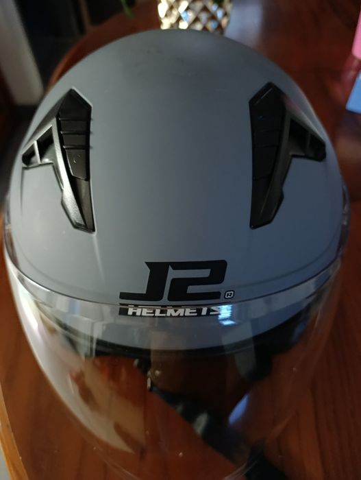 Capacete com intercomunicador