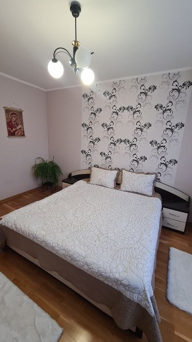 Здається в оренду Будинок у зеленому  р-ні неподалік від гот Європа