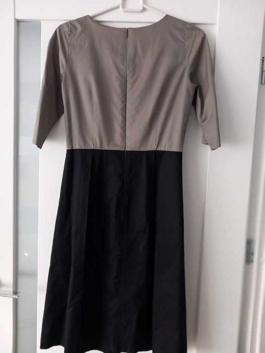 Sukienka Simple  szaro- czarna, rozmiar duże 34