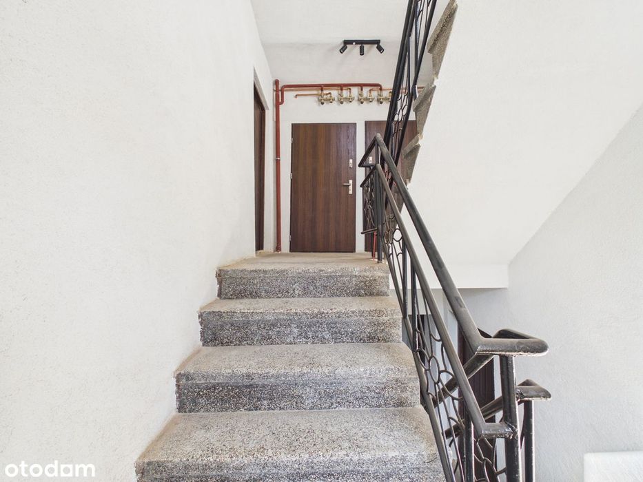 33,72 m2-parter+miejsce postojowe - do wykończenia - Bykowina !