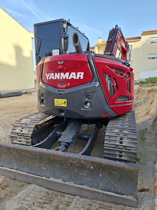 Escavadora giratória Yanmar sv 1oo