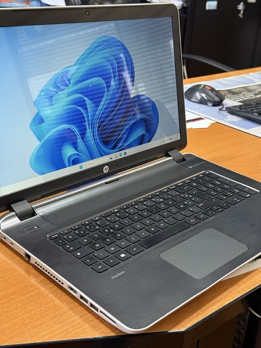 Hp Pavillon 17 - Beats Audio