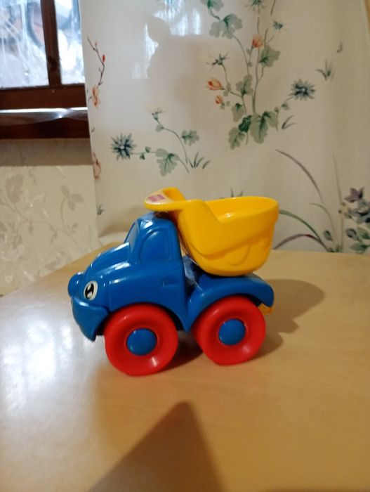 Іграшковий автомобіль Fisher Price самоскид самосвал