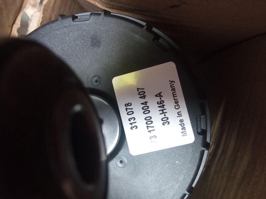 Подушка  кабіни Ліва з Уровнем  Ман 313 078