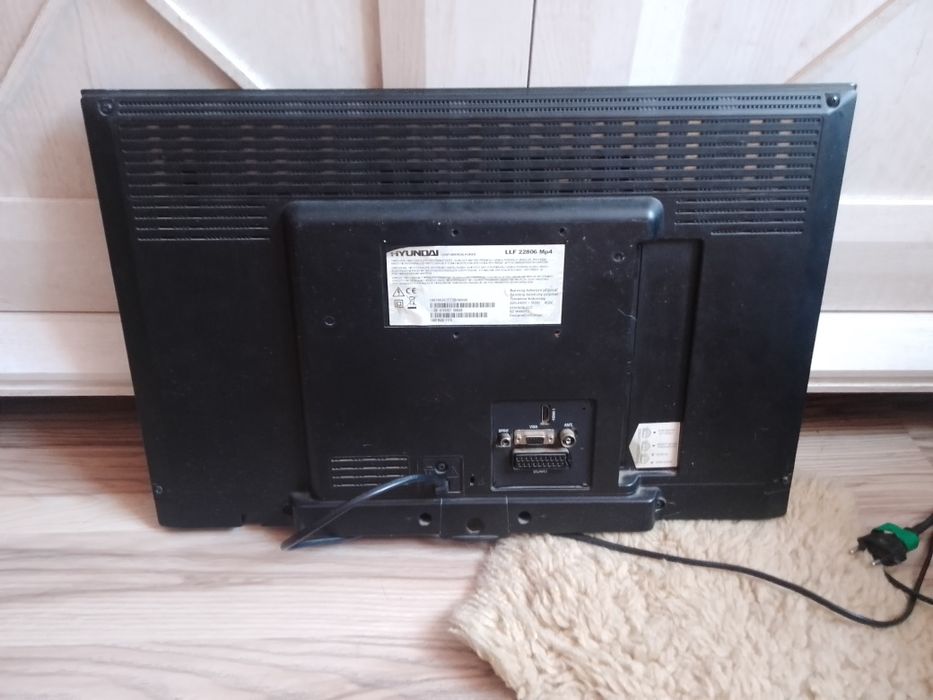 Telewizor Hyundai 22 cale