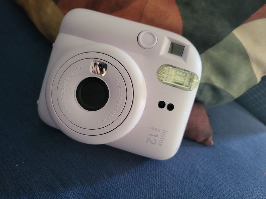Câmara Instax Mini 12