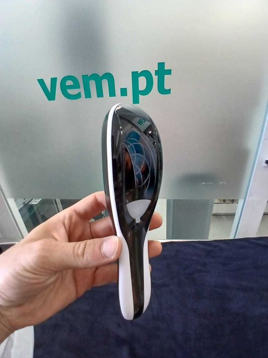 Pente Massajador Elétrico e Tratamento do Couro Cabeludo