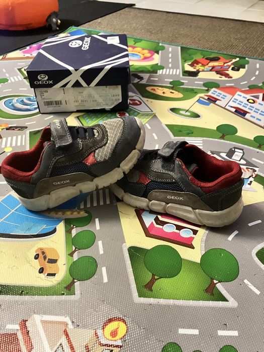 Saoatilhas de criança Geox