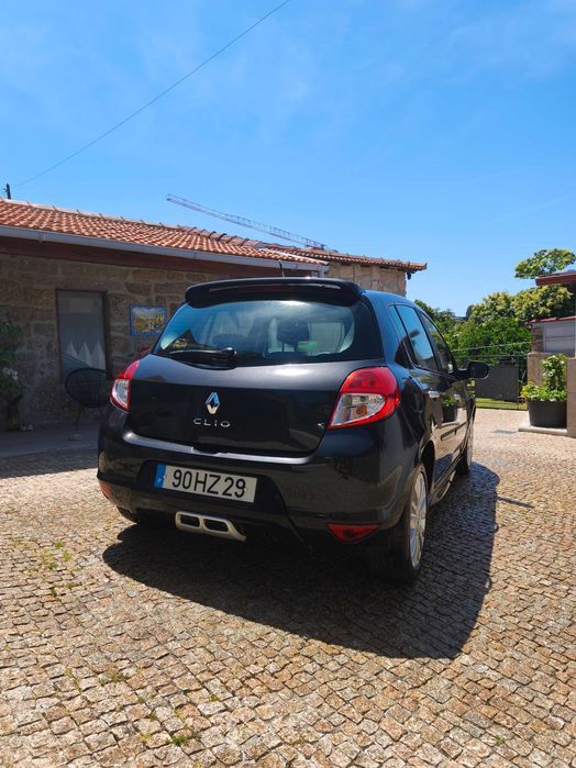 Renault Clio — fotografia 4