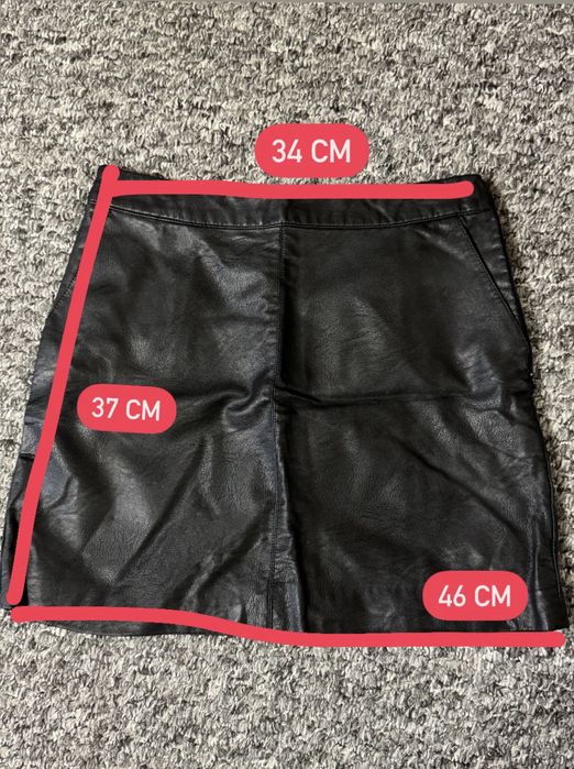 Чорна юбка з екошкіри