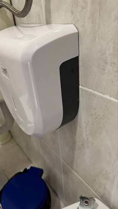 Conjunto p/ wc ( saboneteira/ suportes papel)