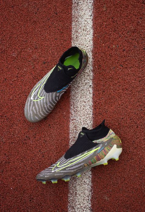 Бутси Nike Phantom