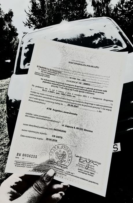Przewóz osób busem z kierowcą