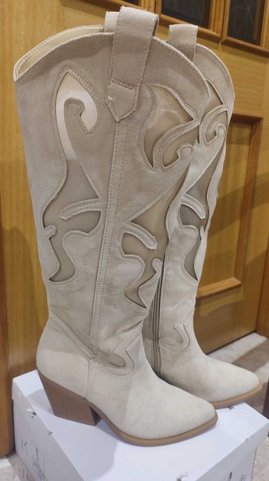 Botas texanas - camurça beje