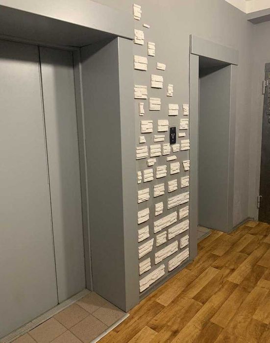 Продам 1-к. квартиру 45,3 кв.м. р Робоча вул. Національної Гвардії  AK