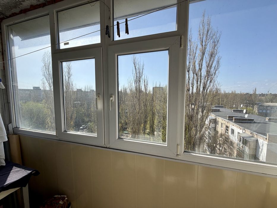 Продаж 2 кімнатної квартири вул. Новозаводська, Інгульський р-н.