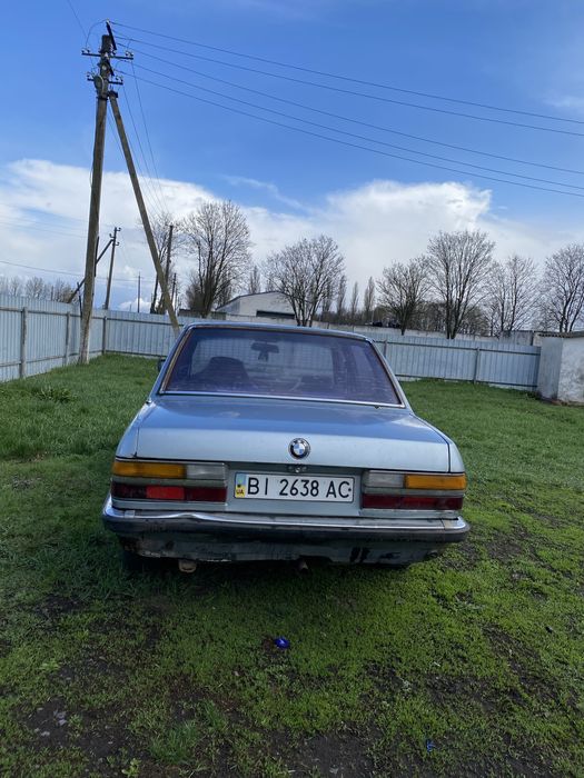 Продам БМВ E28 старий