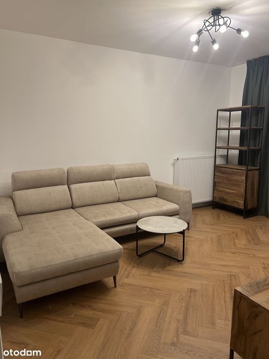 Mieszkanie 59,07m2 . Garaż x 2 rodzinny. Osiedle zamknięte. Dwustronne
