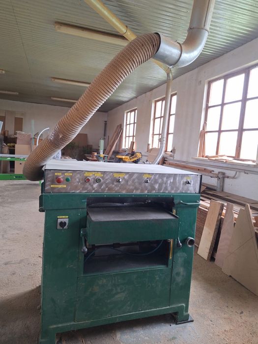 Maszyny, wyposażenie stolarni