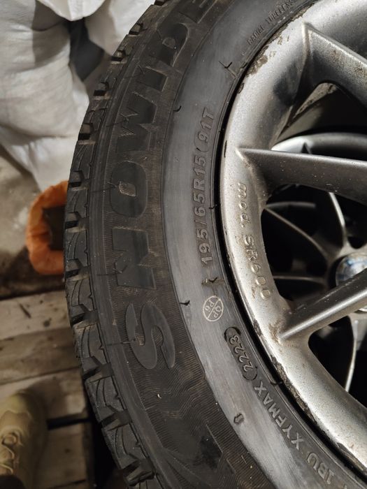 Продам колеса стояли на фокусе2,в хорошем состоянии в сборе ,