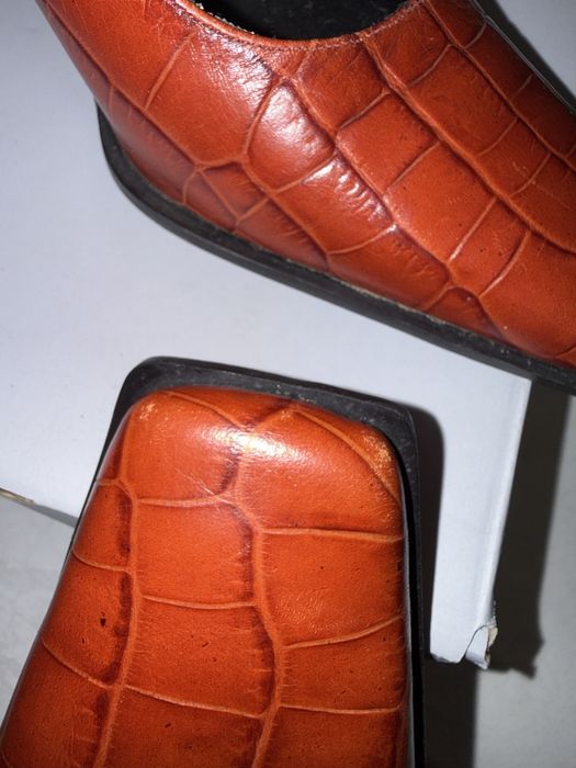 Buty na obcasie, powystawowe
