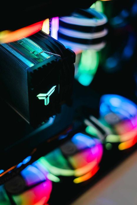 PC GAMER  RTX 2060 Super / Ryzen 5 3600X / 16GB RAM RGB