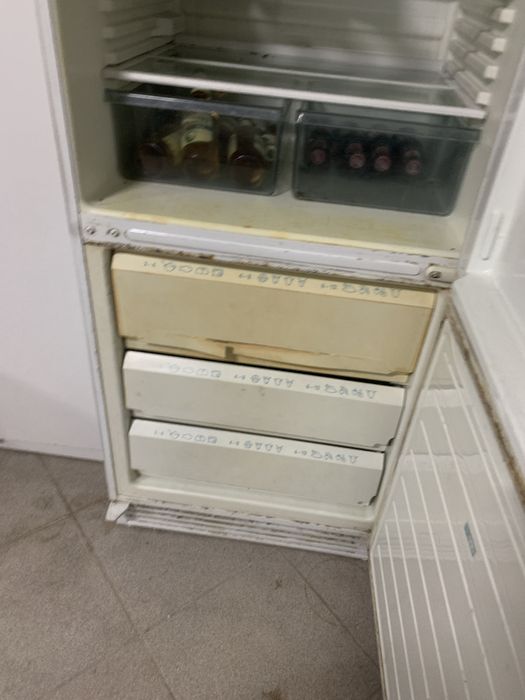 Frigorifico com congelafor,  AEG Santo com motor duplo