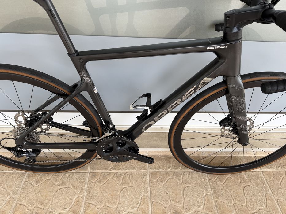 Bicicleta de estrada Orbea - Rodas em carbono