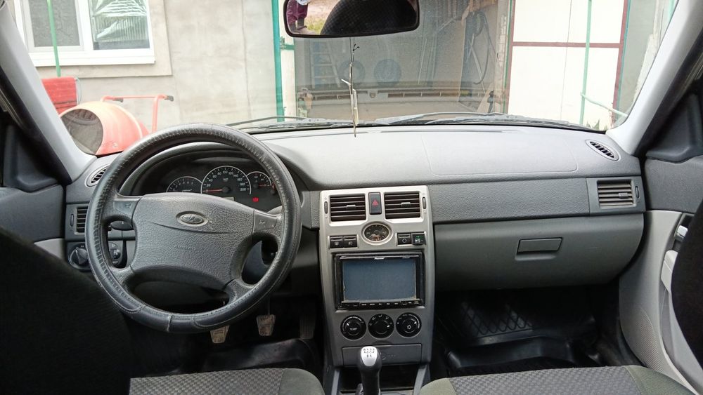 Продам LADA ПРИОРУ 2011 г универсал