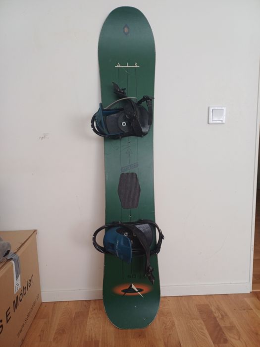 Продам сноуборди 4 шт